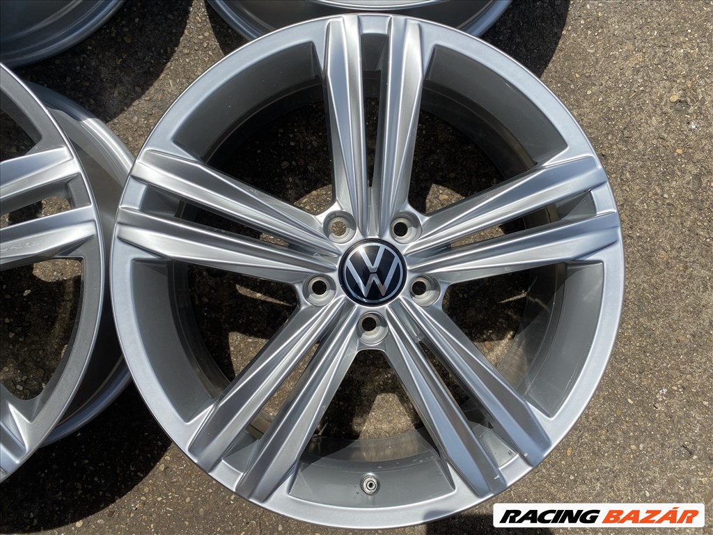 4db gyári 18" VW Tiguan [Sebring] alufelni. (3342) 2. kép